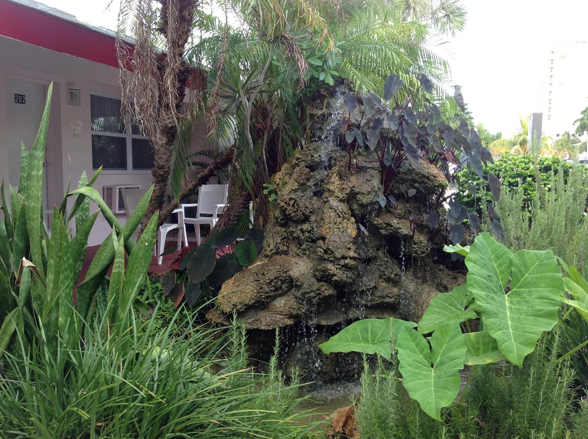 Birch Patio Motel Fort Lauderdale Exterior photo